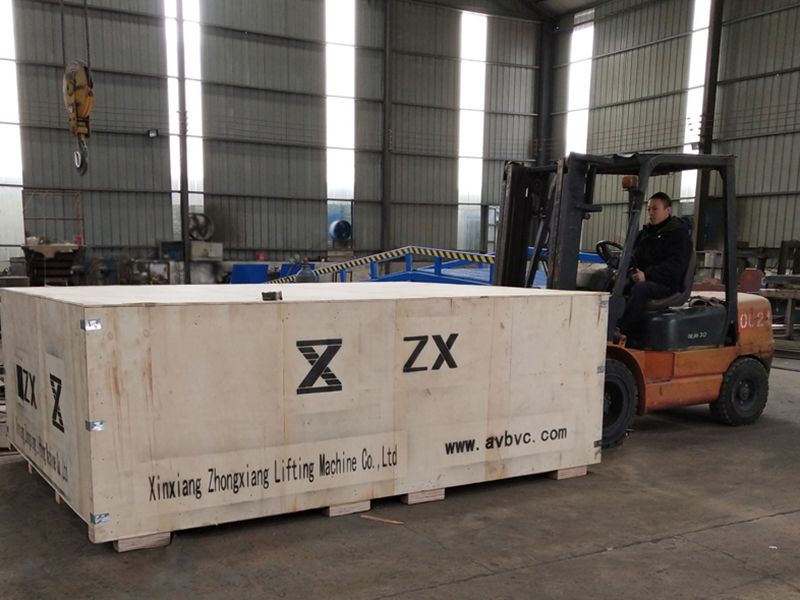 Mobile lifting platform to Canada